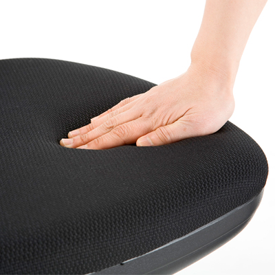 【アウトレット】オフィスチェア(ロッキング機能付・ブラック)