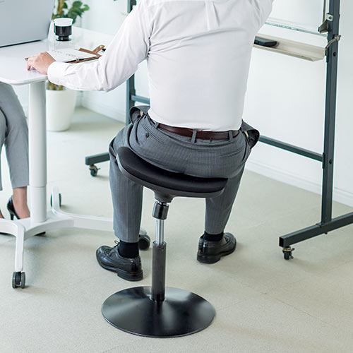 【アウトレット】ハイスツール(座面フレキシブル可動・人間工学・ガス圧高さ調整・ブラック)